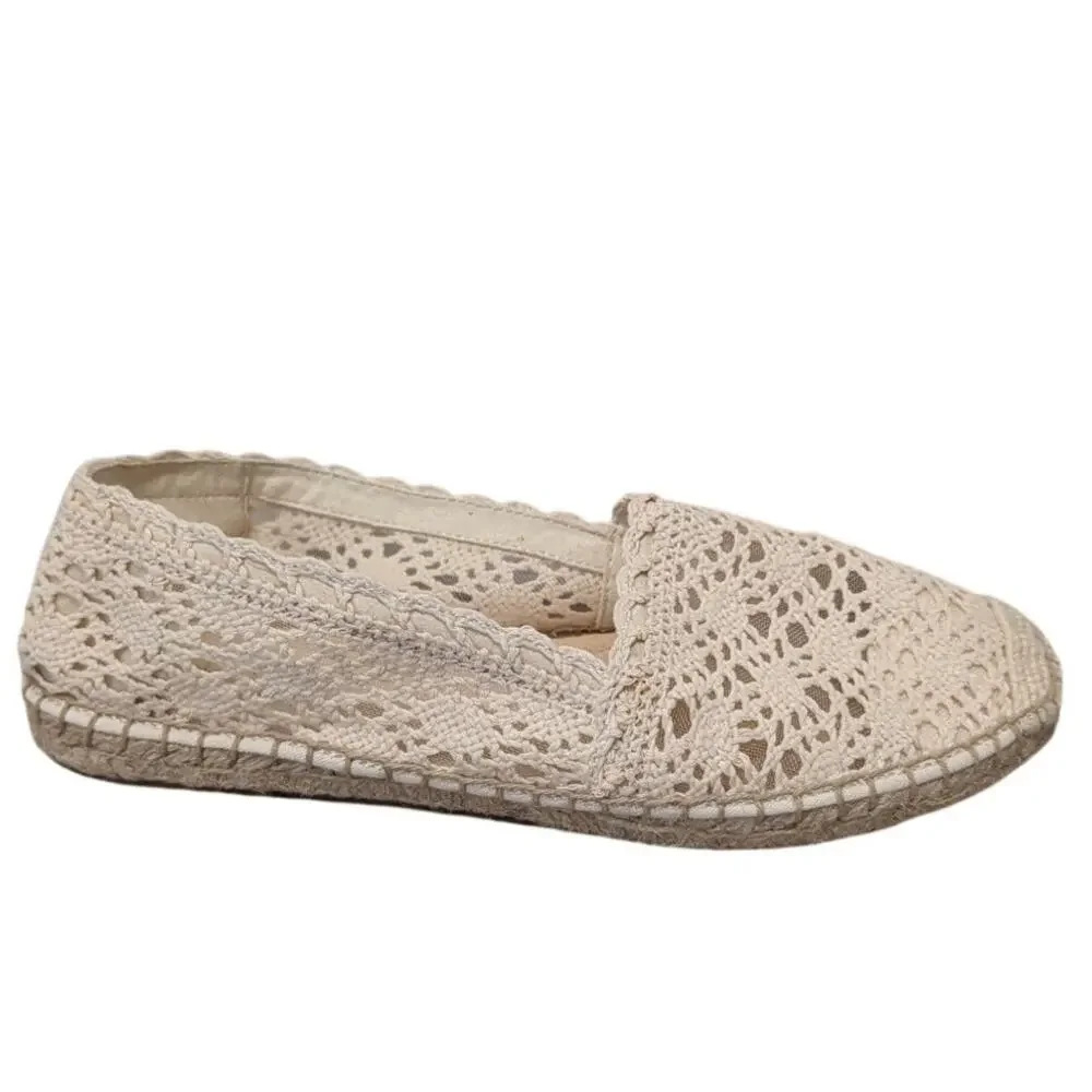 TALBOTS Izzy Espadrille Flats Shoes White Floral Honeycomb Crochet Slip On 6.5M
